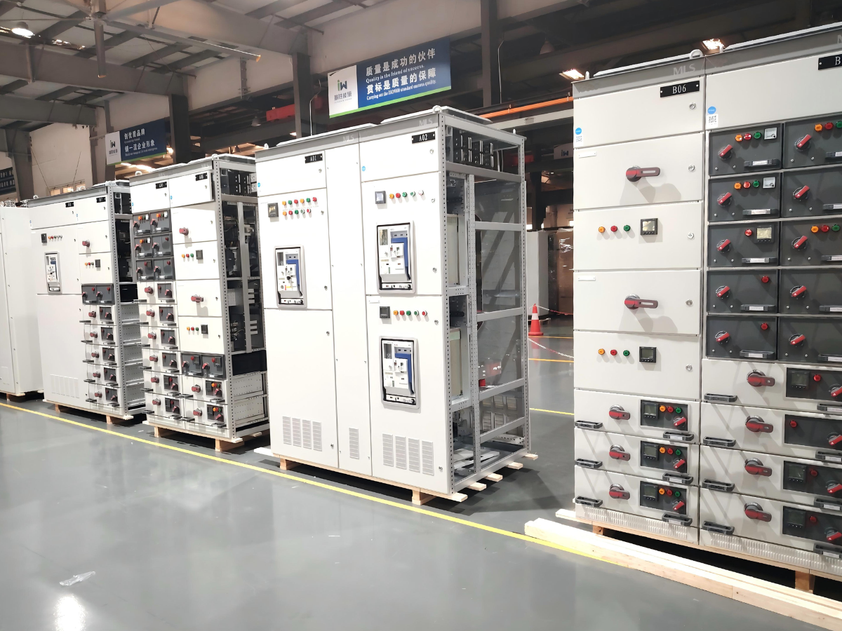 MLS-V Low Voltage Switchgear